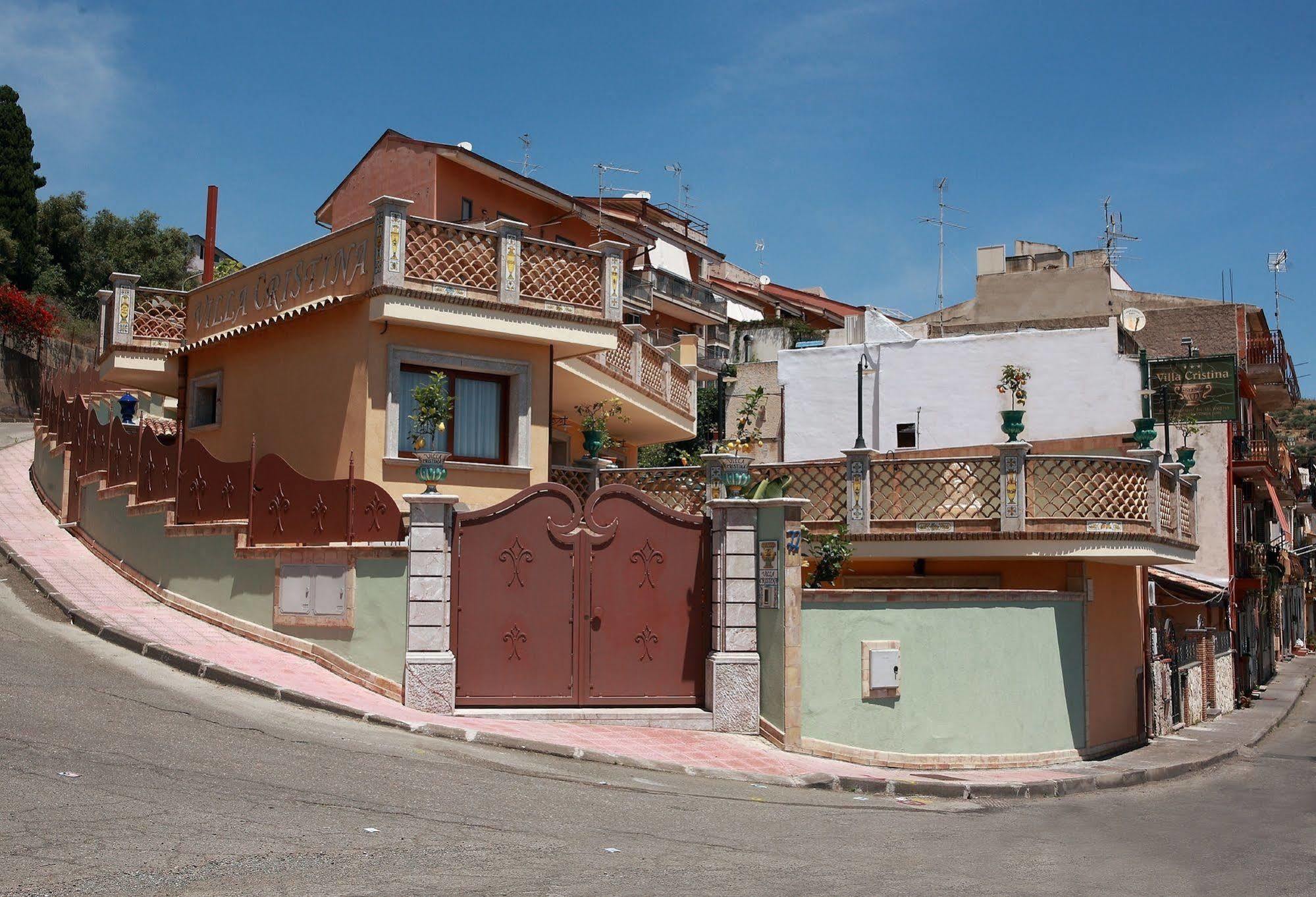 Villa Cristina Giardini Naxos Exteriör bild